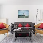 Villa Strandidyll Neubau Ferienwohnung 1 2 Mit Balkon