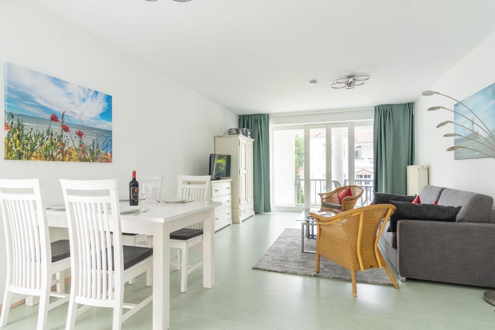 Apartment Strandidyll Neubau 1 2 Mit Balkon *