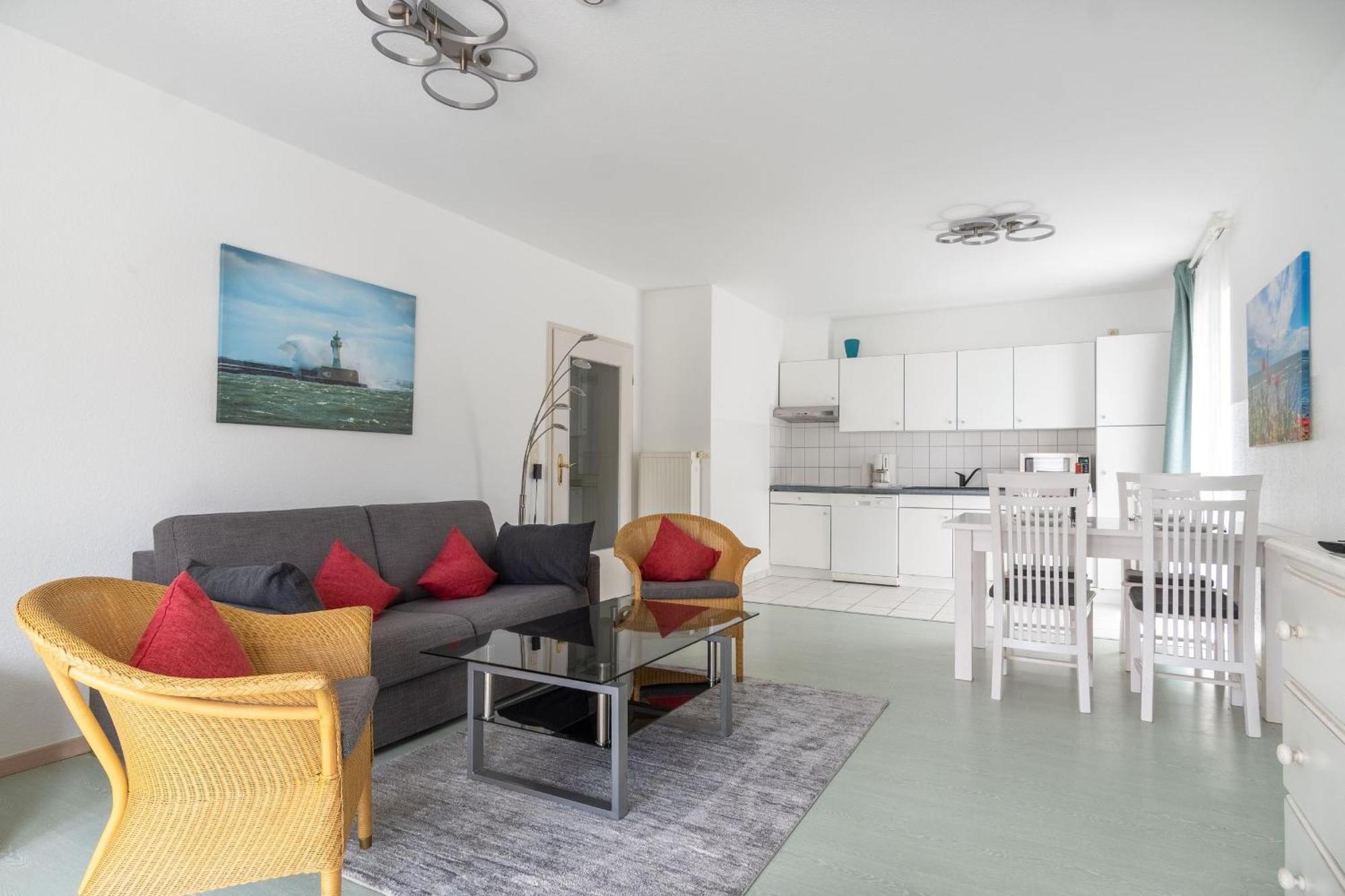 Strandidyll Neubau 1 2 Mit Balkon Ostseebad Binz